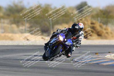 media/Jan-14-2024-SoCal Trackdays (Sun) [[2e55ec21a6]]/Turn 2 (1025am)/